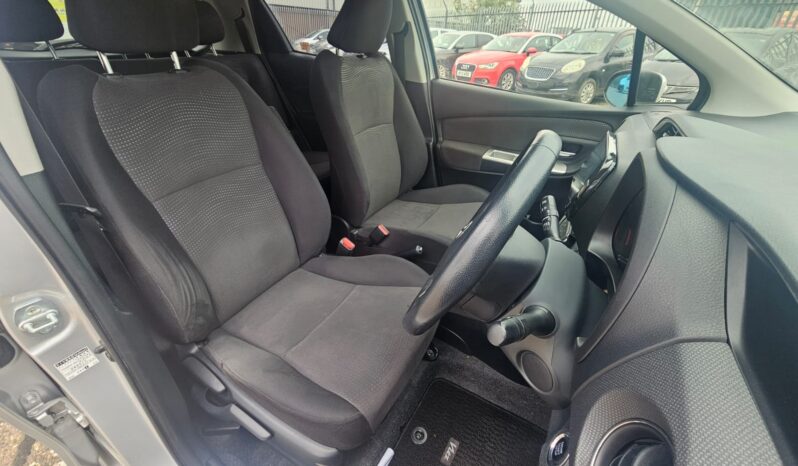 Toyota Yaris 1.33 Dual VVT-i Design Multidrive S Euro 6 5dr full