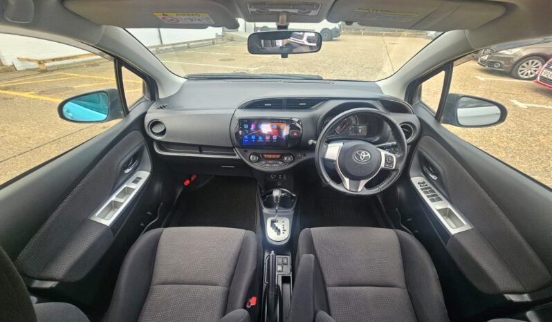 Toyota Yaris 1.33 Dual VVT-i Design Multidrive S Euro 6 5dr full