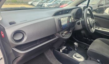 Toyota Yaris 1.33 Dual VVT-i Design Multidrive S Euro 6 5dr full