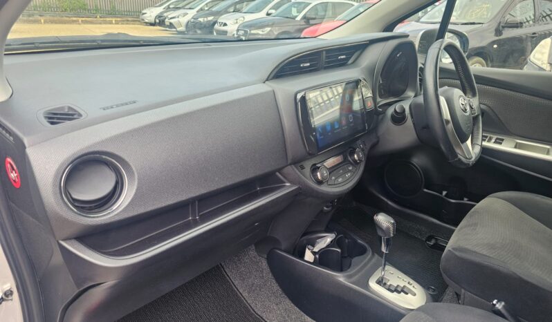 Toyota Yaris 1.33 Dual VVT-i Design Multidrive S Euro 6 5dr full