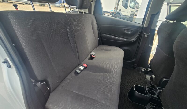 Toyota Yaris 1.33 Dual VVT-i Design Multidrive S Euro 6 5dr full