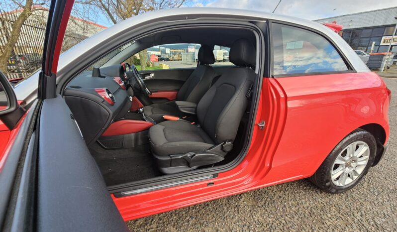 Audi A1 1.4 TFSI S line S Tronic Euro 5 (s/s) 3dr full