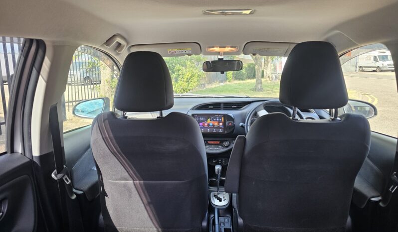 Toyota Yaris 1.33 Dual VVT-i Design Multidrive S Euro 6 5dr full